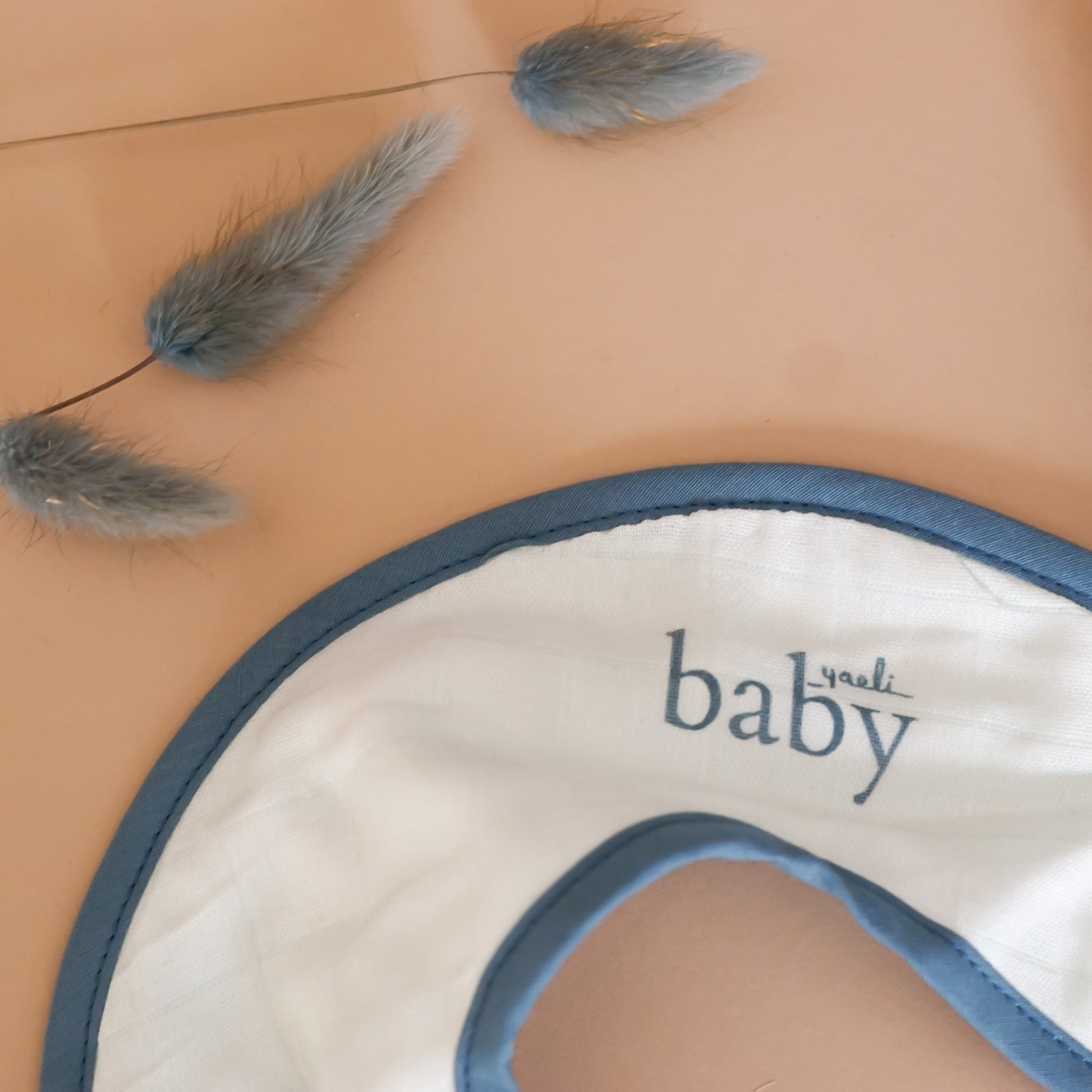 Mini Aeronaut | Reversible Bib