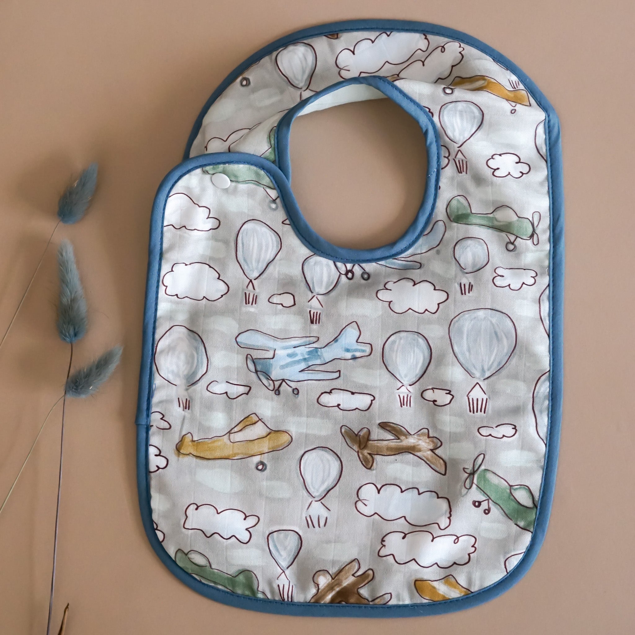 Mini Aeronaut | Reversible Bib