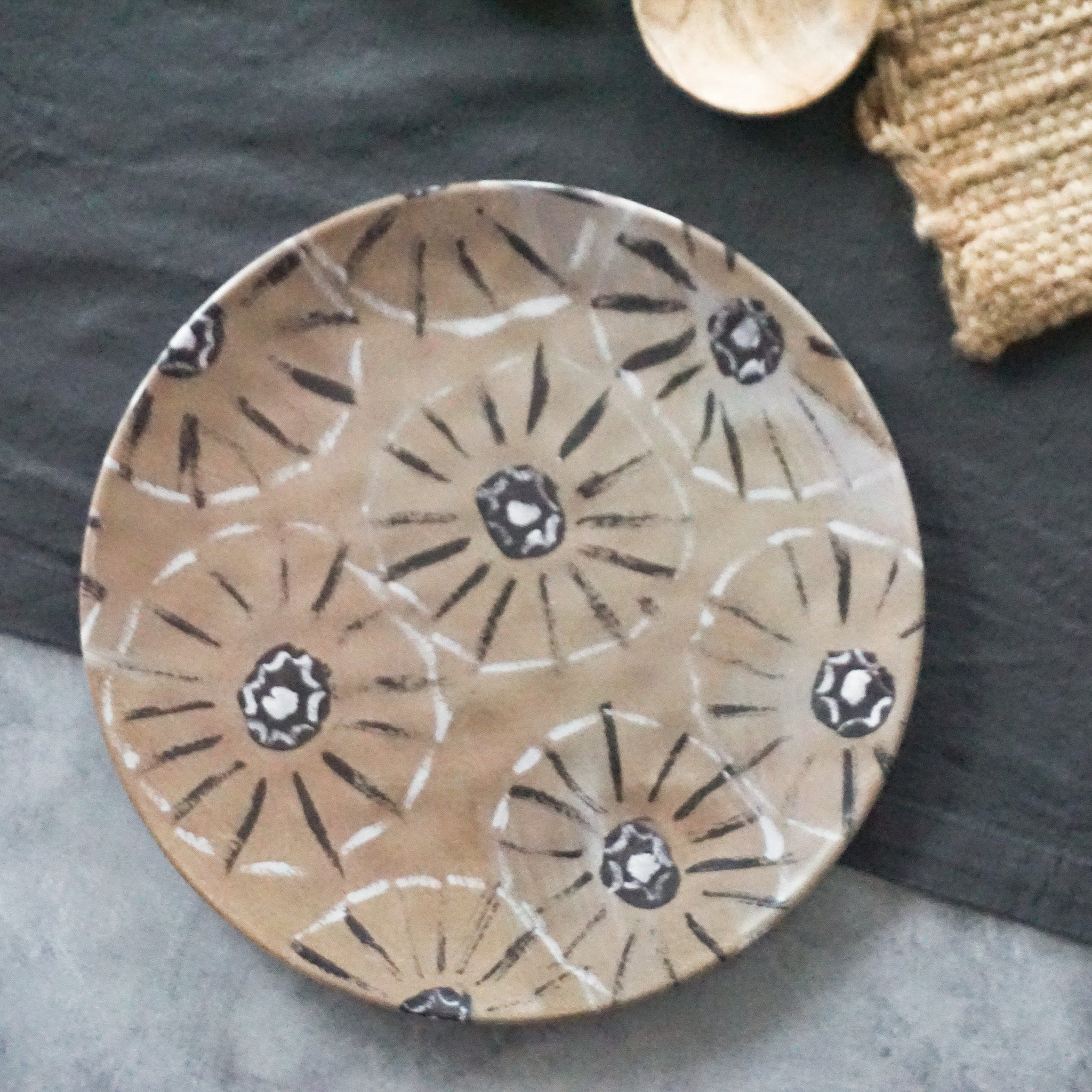Starburst Plates | Set of 8