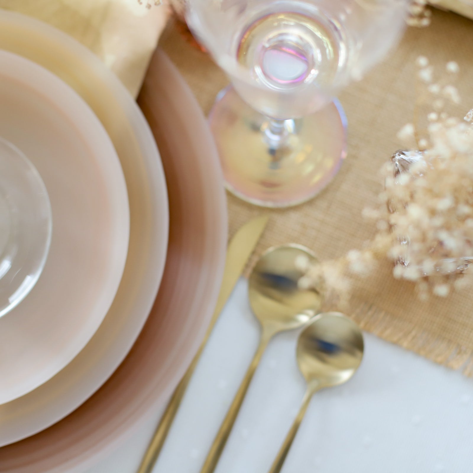 Seashell Cloud Glass Plate | 10.5" Dinner