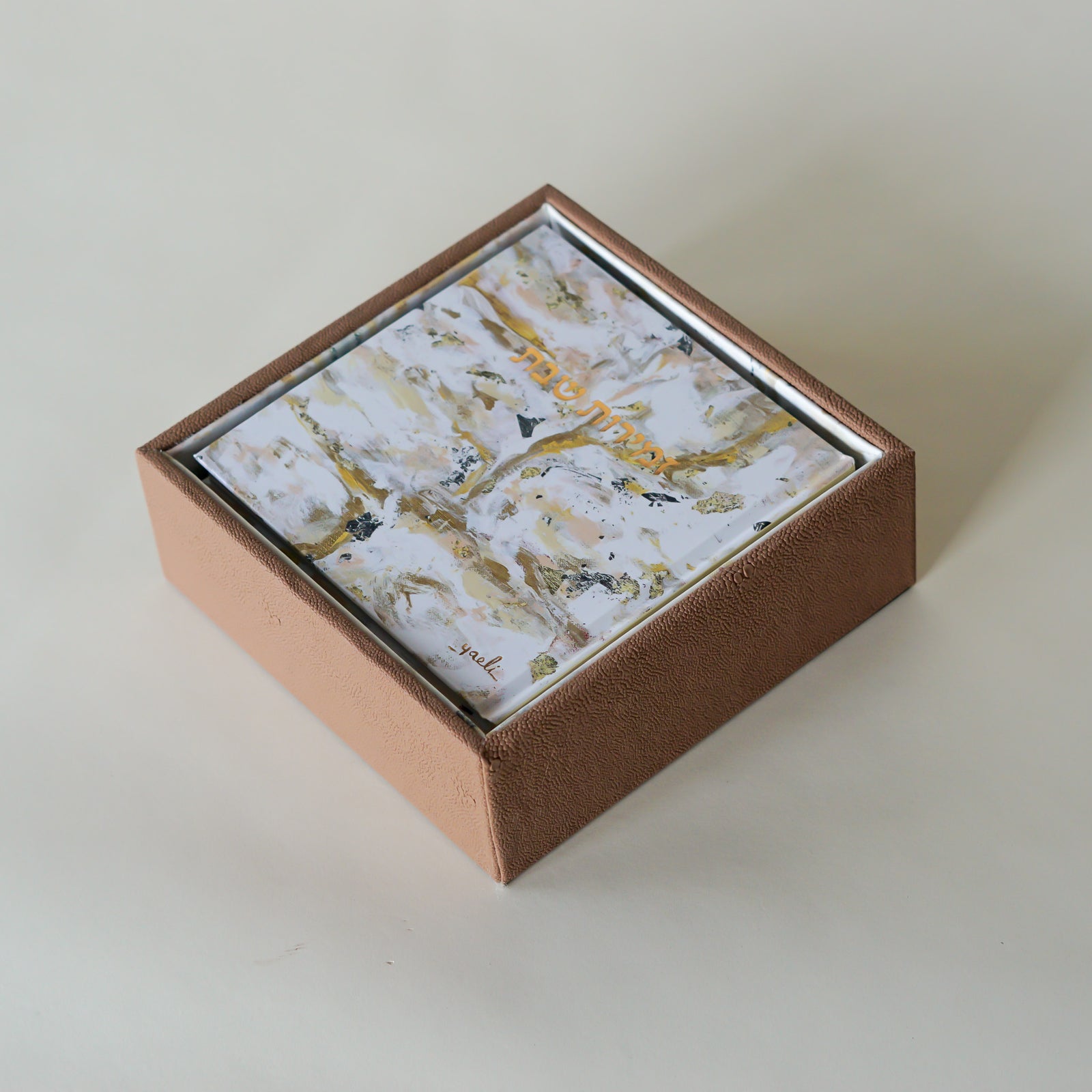 Neutral Benchers Set with Tray